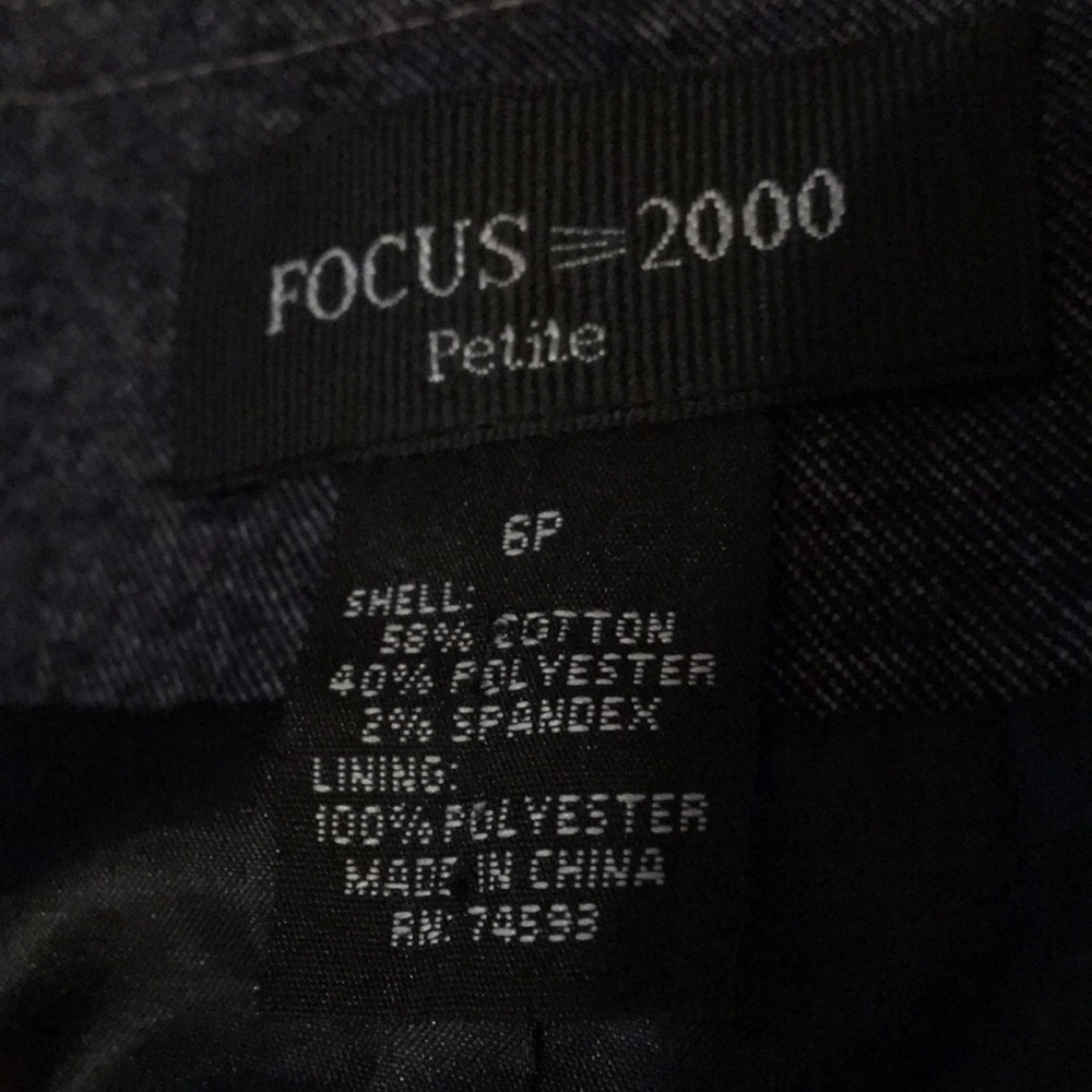 Focus Jacket - Picture 2 of 7